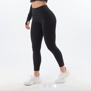 Alphalete Pulse Surge Leggings